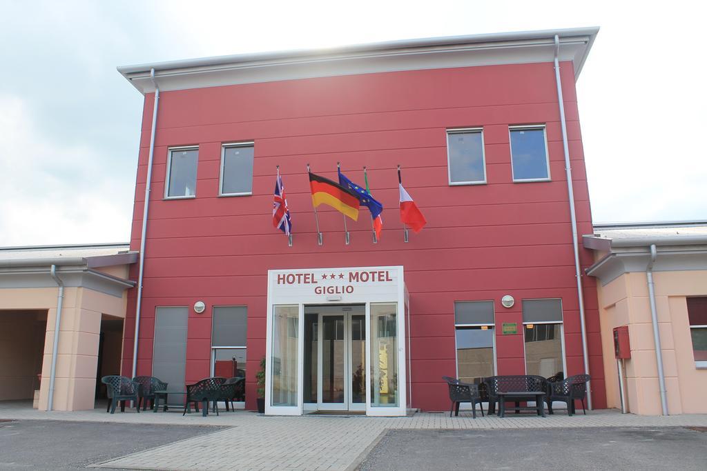 Hotel Motel Giglio Viadana Exterior photo